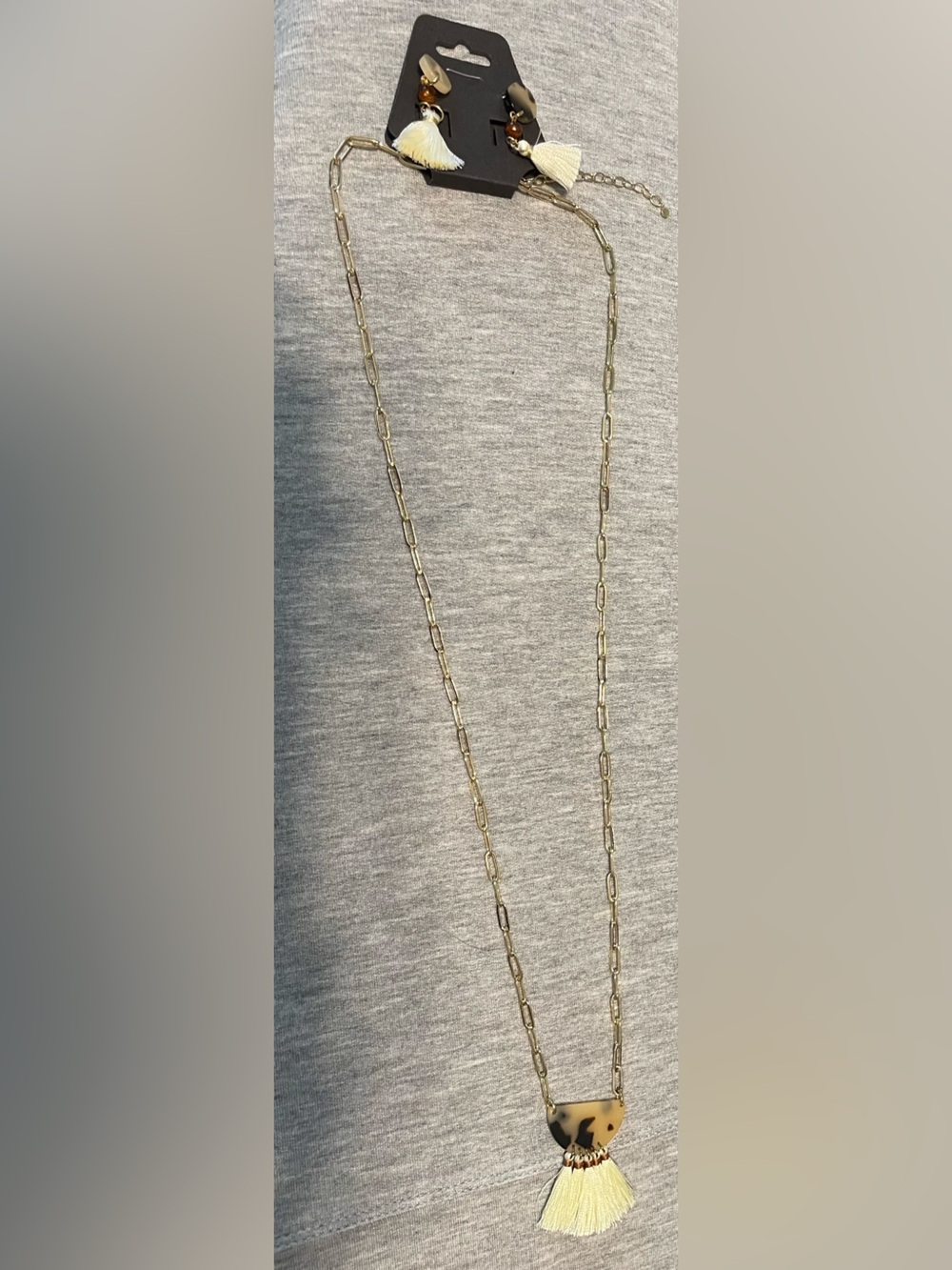 Minimalist Gold Paperclip Necklace - Women Jewelry